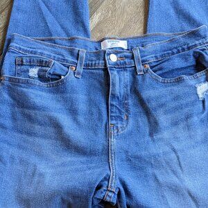 Denizen From Levis Medium Wash Style is Boyfriend Distressed Jeans, Size 10, W30